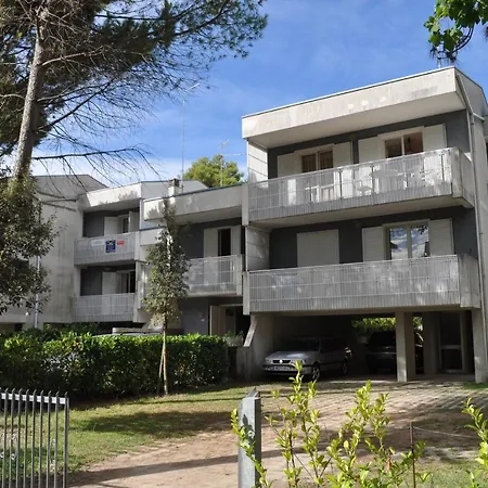 Апартаменти Sirio Via Pesci 6,8,14 Бібіоне