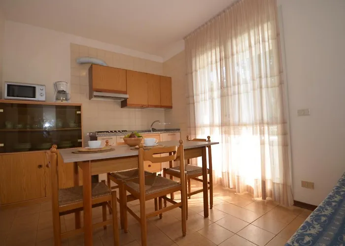 Lägenhet Sirio Via Pesci 6,8,14